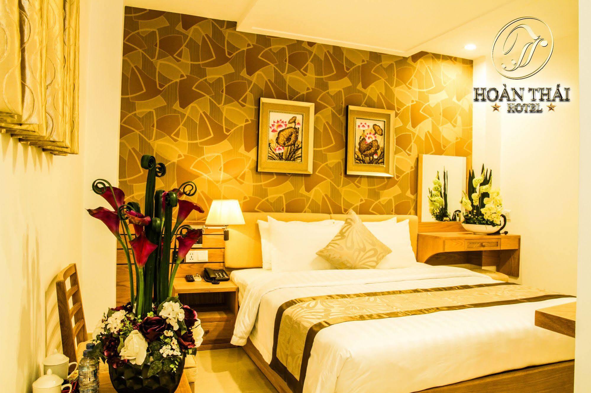 Hoàn Thái Khách sạn 2*